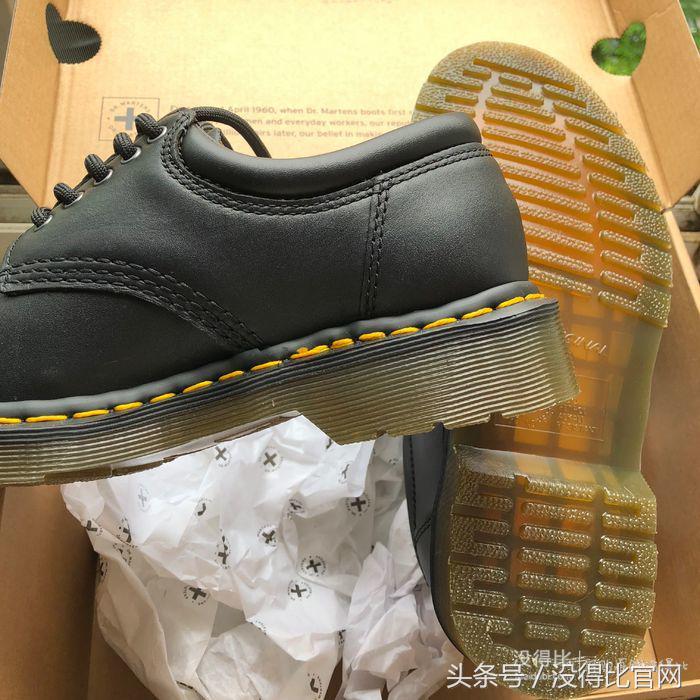 drmartens皮鞋后磨脚,drmartens低帮皮鞋女生搭配