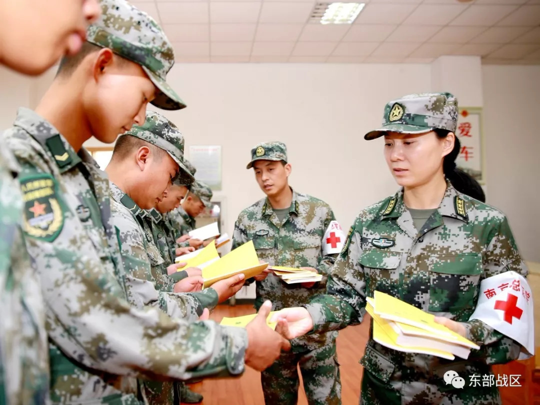 南京总医院开展生殖健康专家为边远基层部队服务活动
