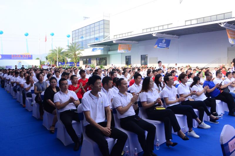 百跃羊乳集团南宁万吨级全智能羊乳粉生产基地顺利投产