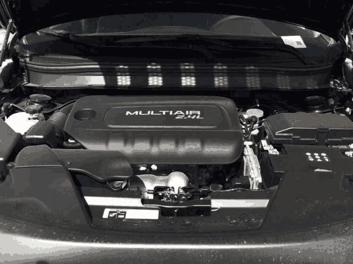 jeep自由光烧机油有多厉害,销量直线下滑