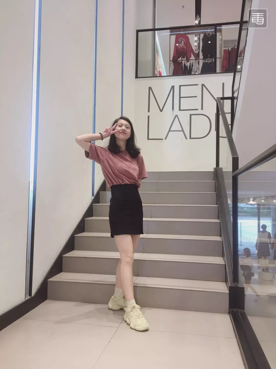 潮女球鞋,潮鞋让女生一看就心动的鞋子