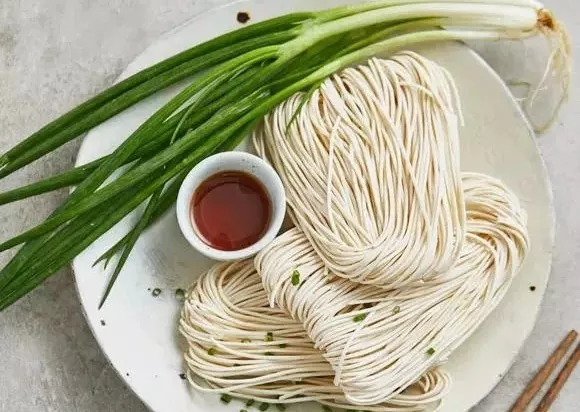 中餐厅2舒淇吃饭视频,舒淇吃面条