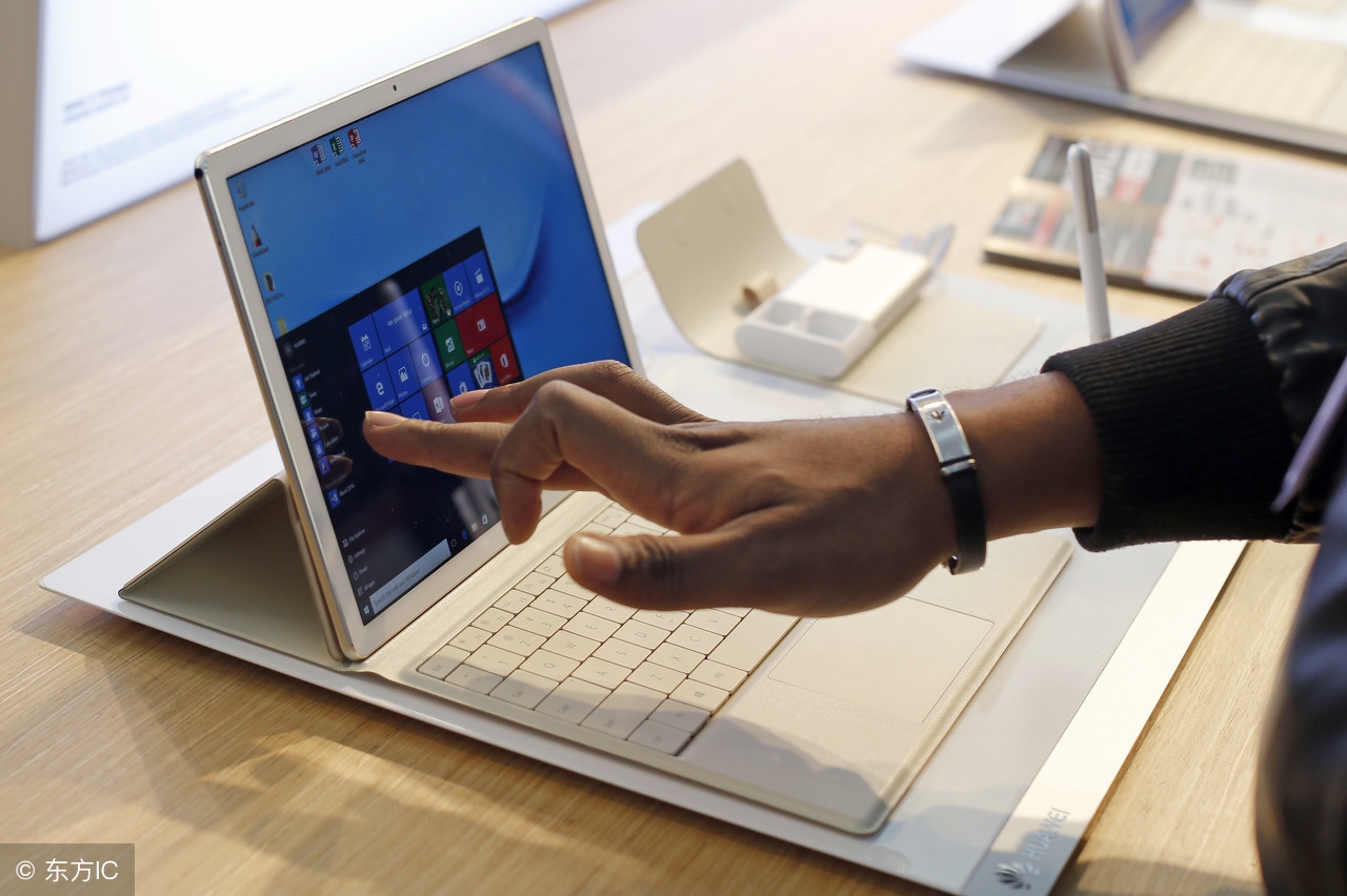 军训结束了吧?可以带笔记本了吧?来看看高端货色