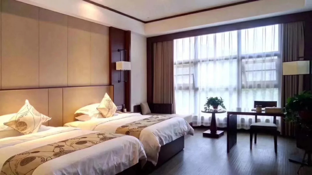 铜鼓汤里温泉是真温泉么,世外桃源温泉度假村