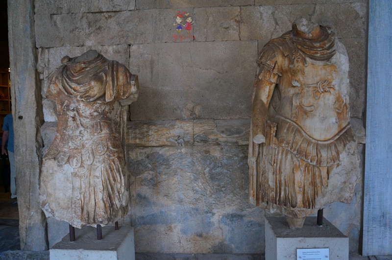 到处都是警察,希腊雅典哪里安全