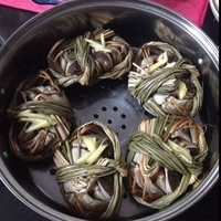 大闸蟹蒸多长时间还用蘸汁么,大闸蟹用什么酒蒸