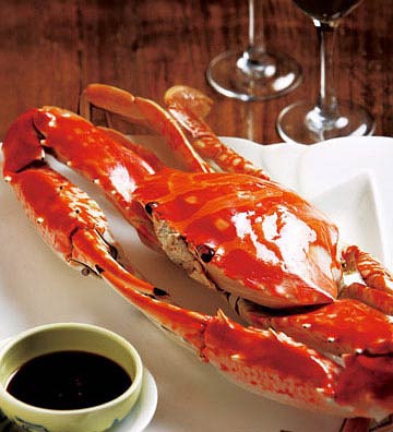 大闸蟹蒸多长时间还用蘸汁么,大闸蟹用什么酒蒸