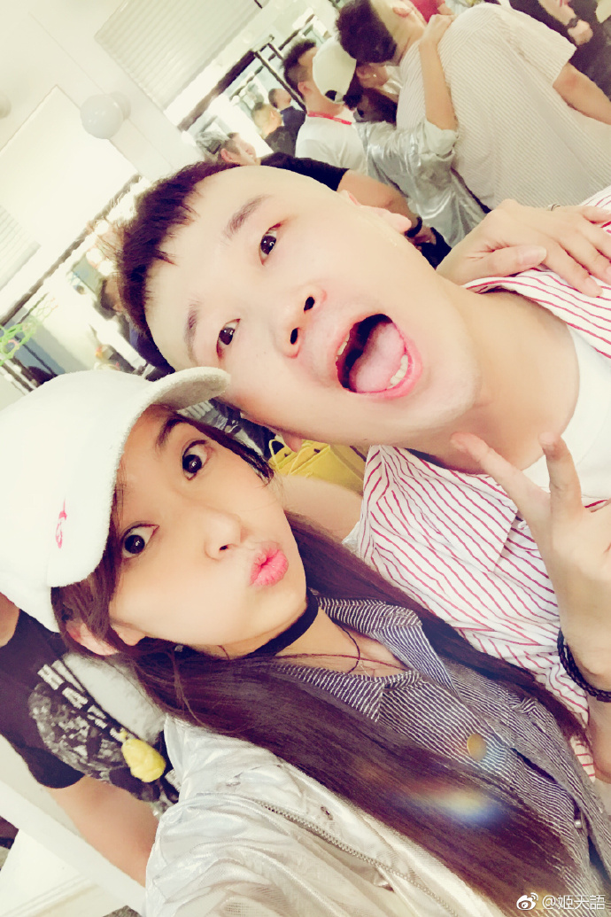 姬天语和侯震谁厉害,老郭砸蛋糕