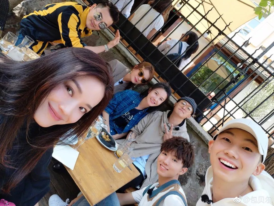 影视日报｜网传《江湖儿女》取消上映，贾樟柯辟谣：一切照常；强森主演迪士尼新片“丛林奇航”杀青！