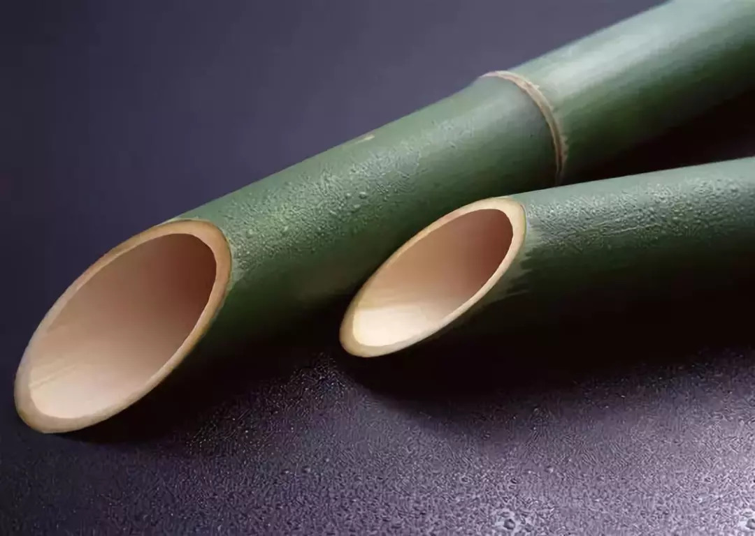 头发经常出油？用好这2个小偏方，效果胜过昂贵洗发水