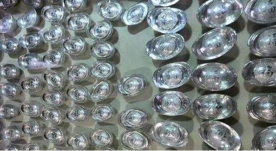 电视剧银子为什么要咬一下,为什么古代人拿银子都要咬一口