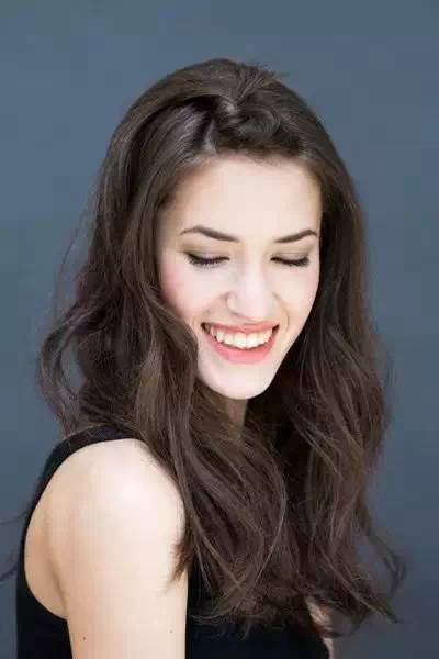 教你扎各种各样的头发简单又好看,100种扎头发的方法视频