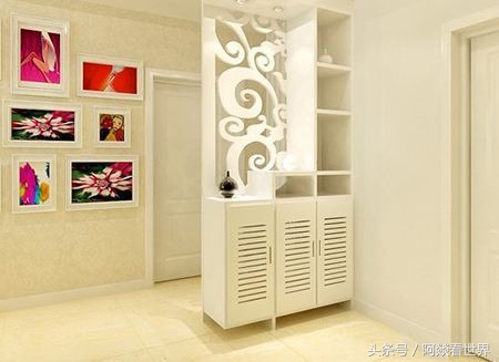 入户门正对别人入户门化解视频,入户门对着别人家的入户门