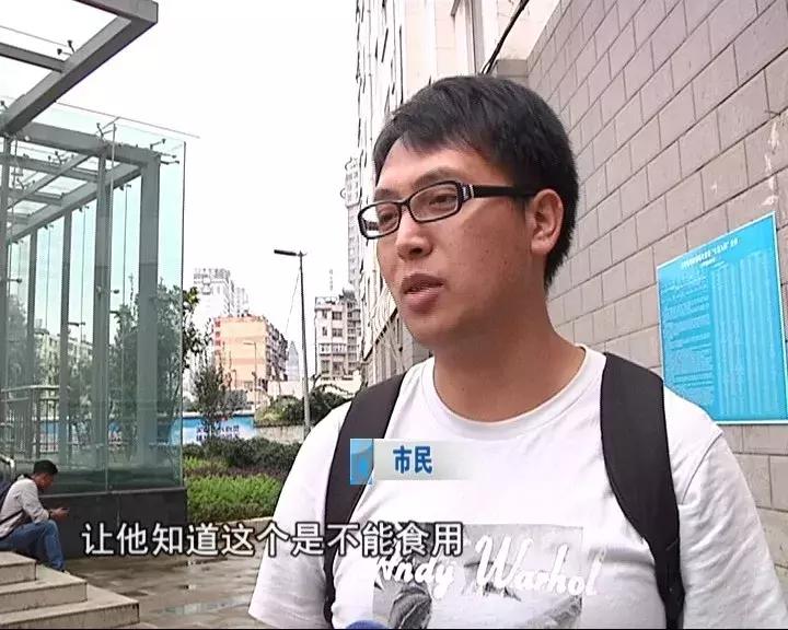 男童玩干燥剂致失明,干燥剂爆炸小孩受伤