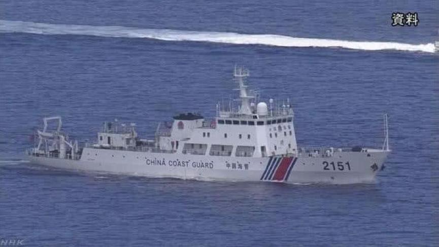 中日军舰海上对峙,渔民近距离目睹中日军舰海上对峙