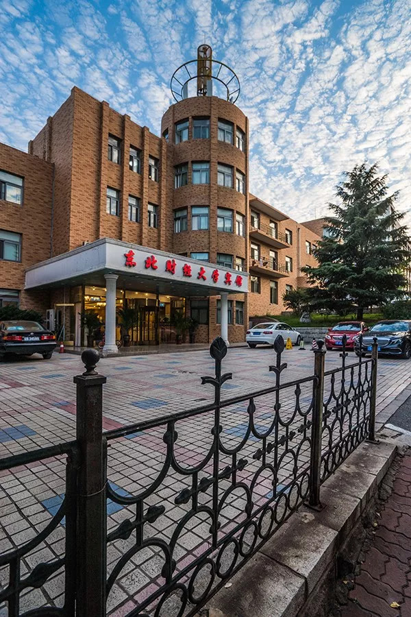 晨光暮色渐更迭,晨光暮色