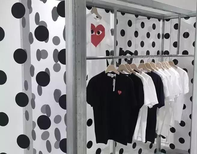 街头小众潮牌店铺,美式街头小众潮牌店铺