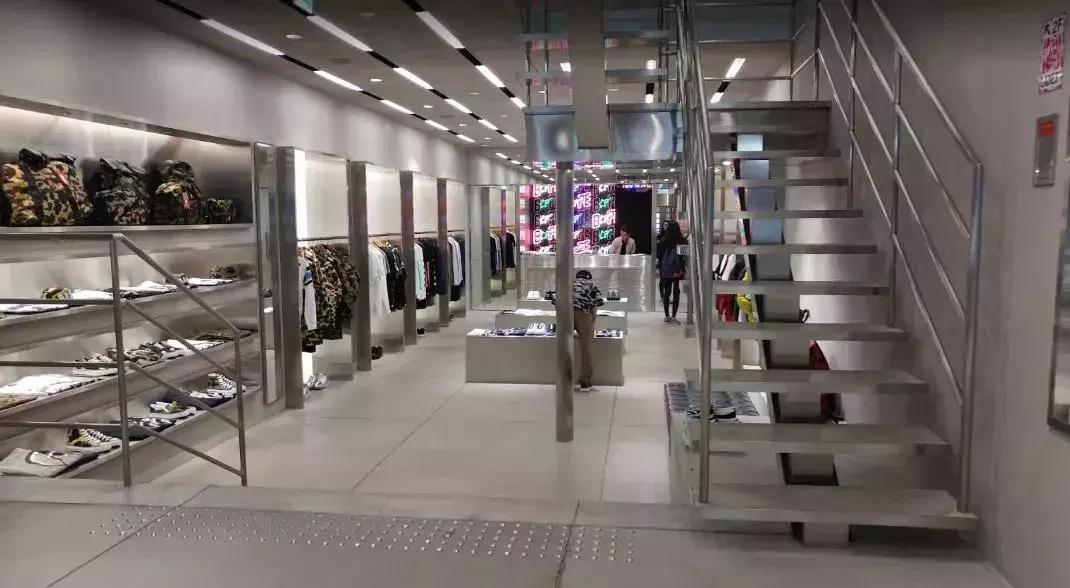 街头小众潮牌店铺,美式街头小众潮牌店铺