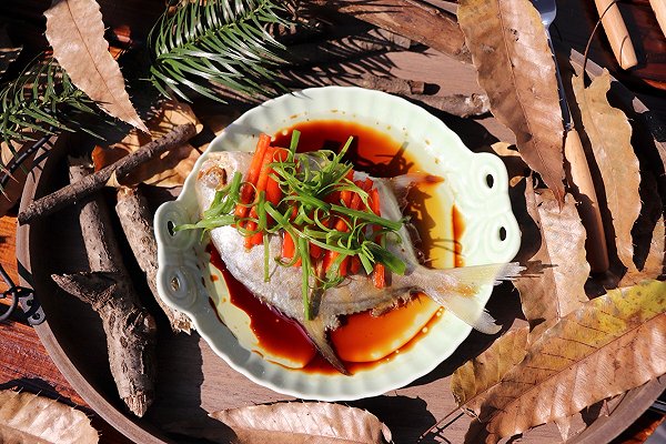 清蒸白鲳鱼的家常做法,清炖鲳鱼汤的家常做法大全