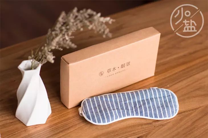 出门在外，来看看LOHAS编辑部的小姐姐们都必备哪些好物~