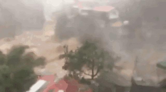 山竹台风实时预警,超强台风山竹实时状况