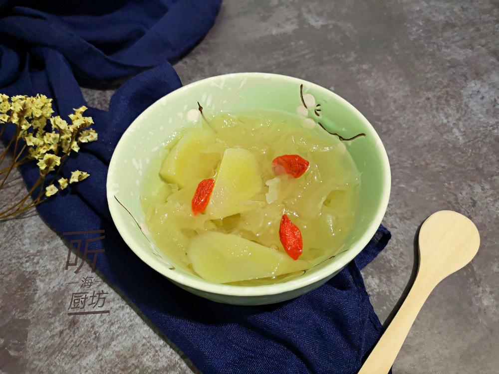 秋天天气干燥试试这款润肤养颜汤,入秋后一定要多喝这碗汤