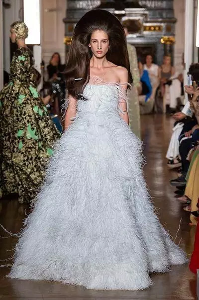 沈阳巴黎婚纱高定礼服,2019春夏高定时装周最美的十件