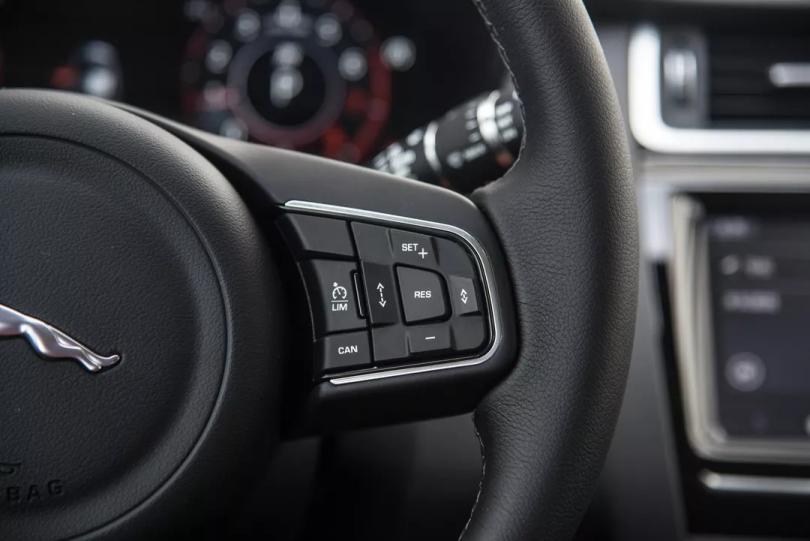 捷豹e-pace深度,捷豹e-pace黑武士