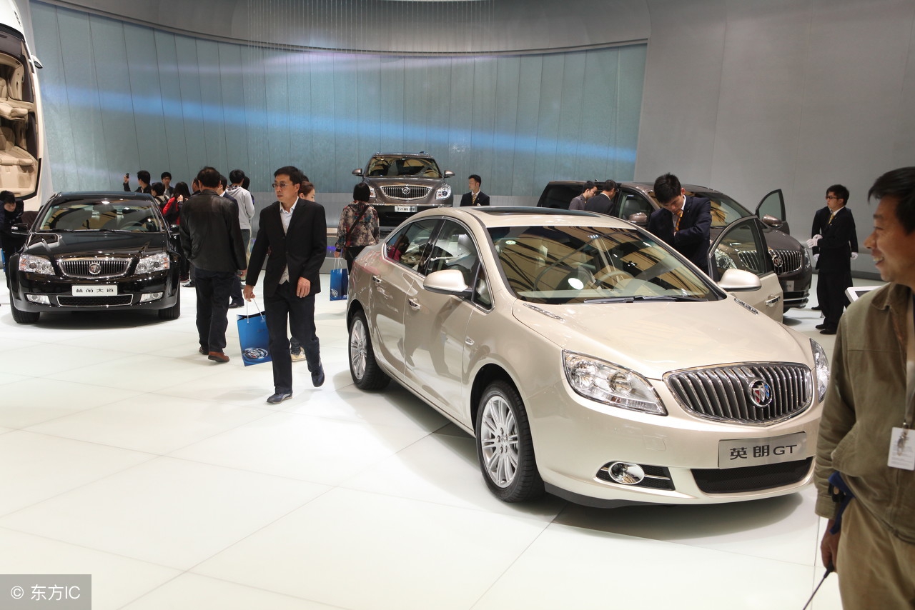 2017款英朗手动豪华版收车价格,2021款英朗首付多少