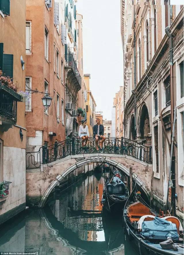 拿着攒下的3万块，买了张去曼谷的单程机票，开始了段崭新的人生