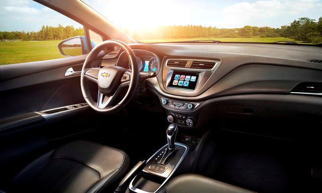 付完钱的新车放在4s店,4s店买车交钱了要过2天才能开走