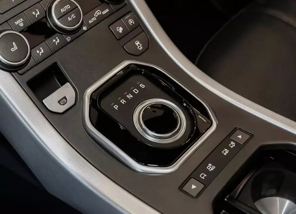 沉浸式体验路虎极光敞篷版,试驾路虎极光敞篷版