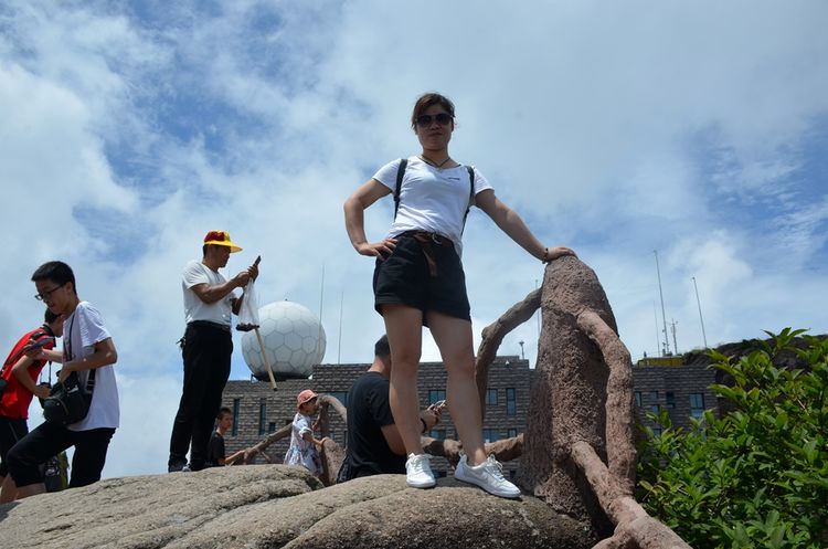 八月的黄山风景,独一无二的一品黄山