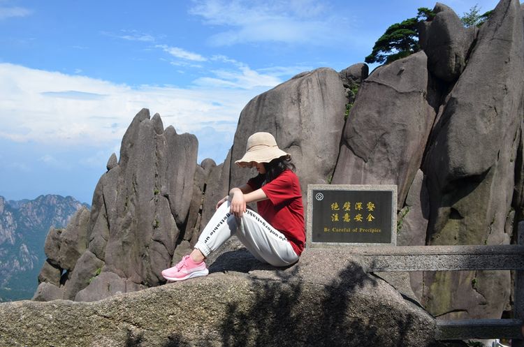 八月的黄山风景,独一无二的一品黄山