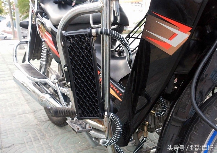 油冷的摩托车能改水冷的吗,单缸摩托车有必要换全合成机油吗