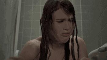 头皮和身上长痘,头皮油脸长痘