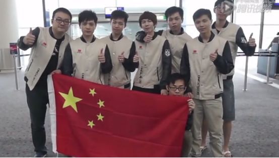 一个世界冠军的命运,edg时隔四年再次拿到lpl的冠军