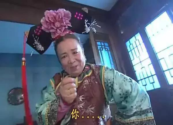 孕晚期会阴和屁股的骨头都痛,孕晚期腰疼像针扎一样