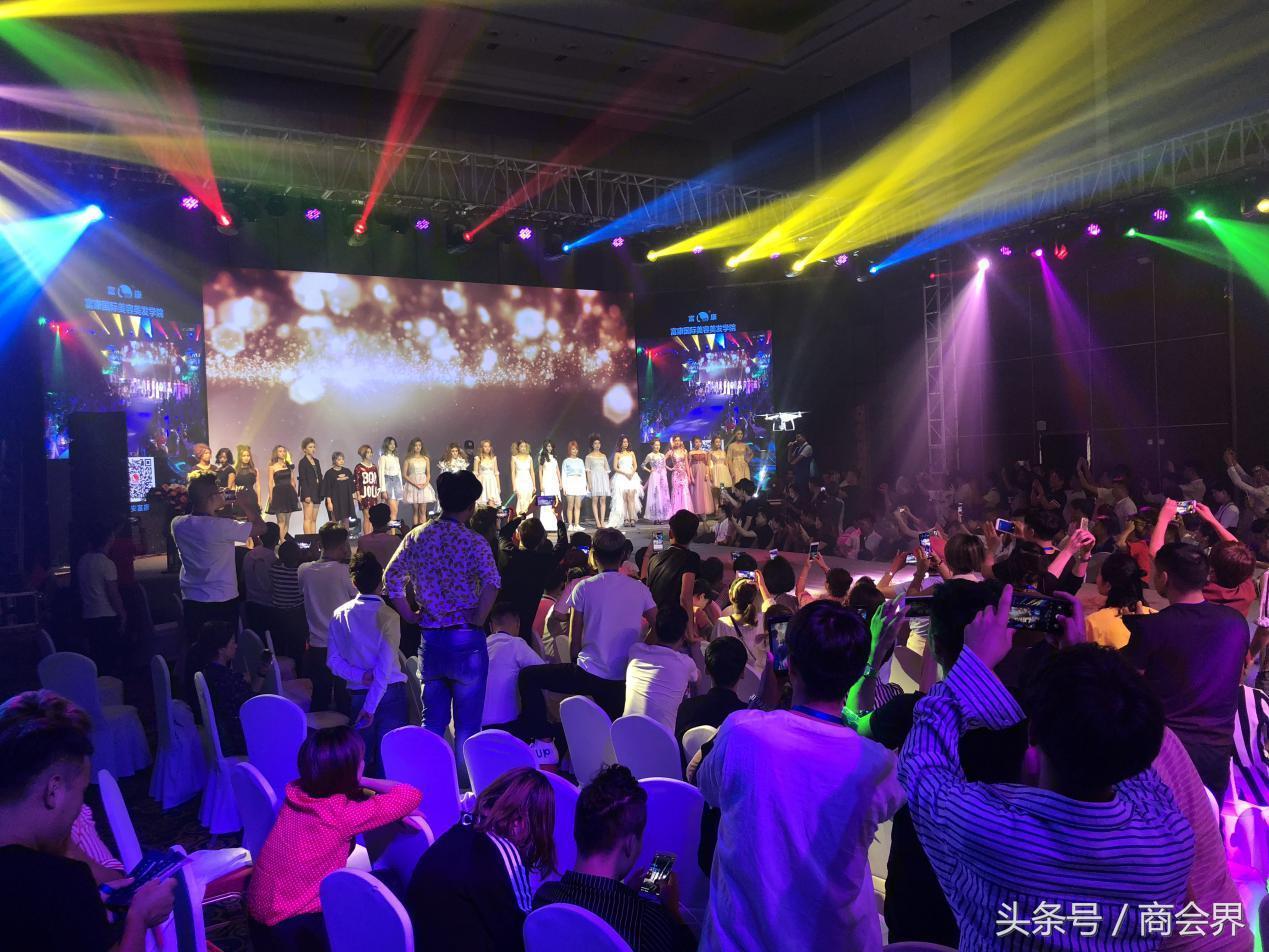 大咖齐聚郑州,明星大咖聚集秀