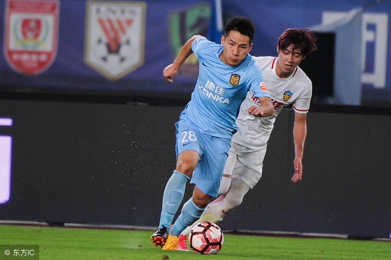 杨笑天推射破门,杨笑天脚后跟传球