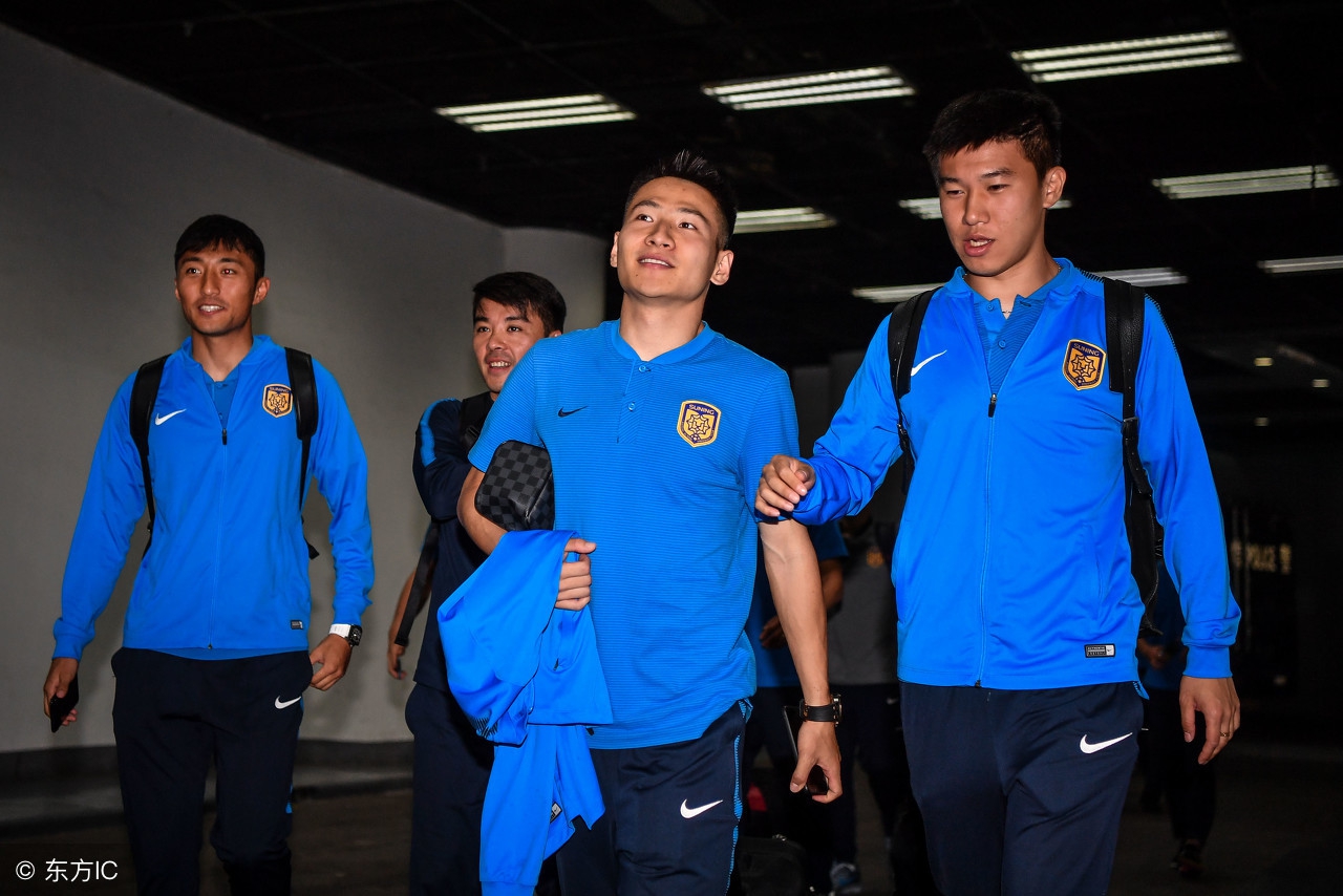 杨笑天推射破门,杨笑天脚后跟传球