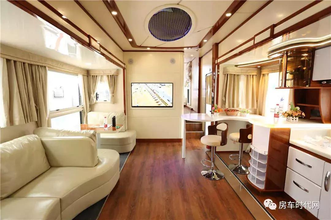 一万元房车两室一厅,一万元左右的房车旅行