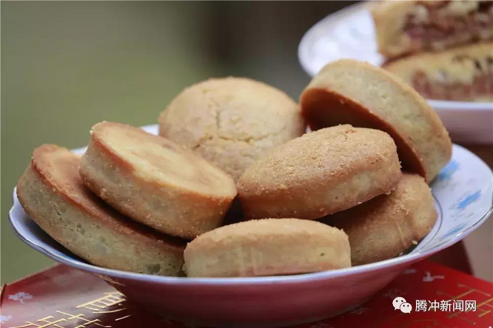吃月饼感受节日的气息,吃月饼时的味道