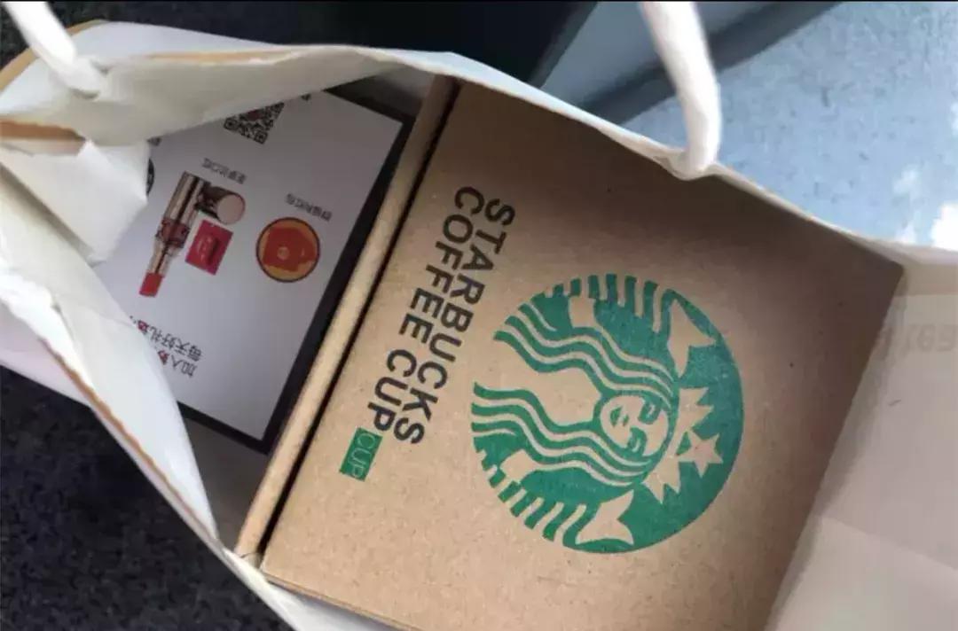 只花不到5块钱就“击溃”CoCo、一点点，这个小店做对了什么？