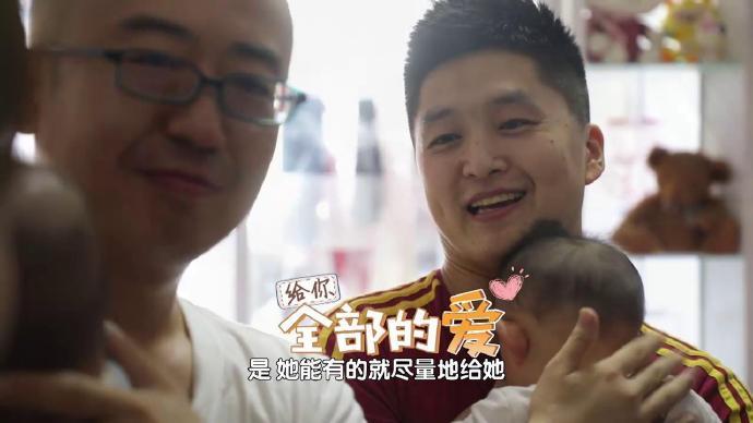 90后夫妻生四胞胎女孩,90后夫妇喜得四胞胎