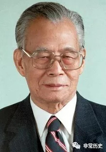 甲午海战中邓世昌牺牲的战役,甲午海战邓世昌抱着爱犬落水殉国