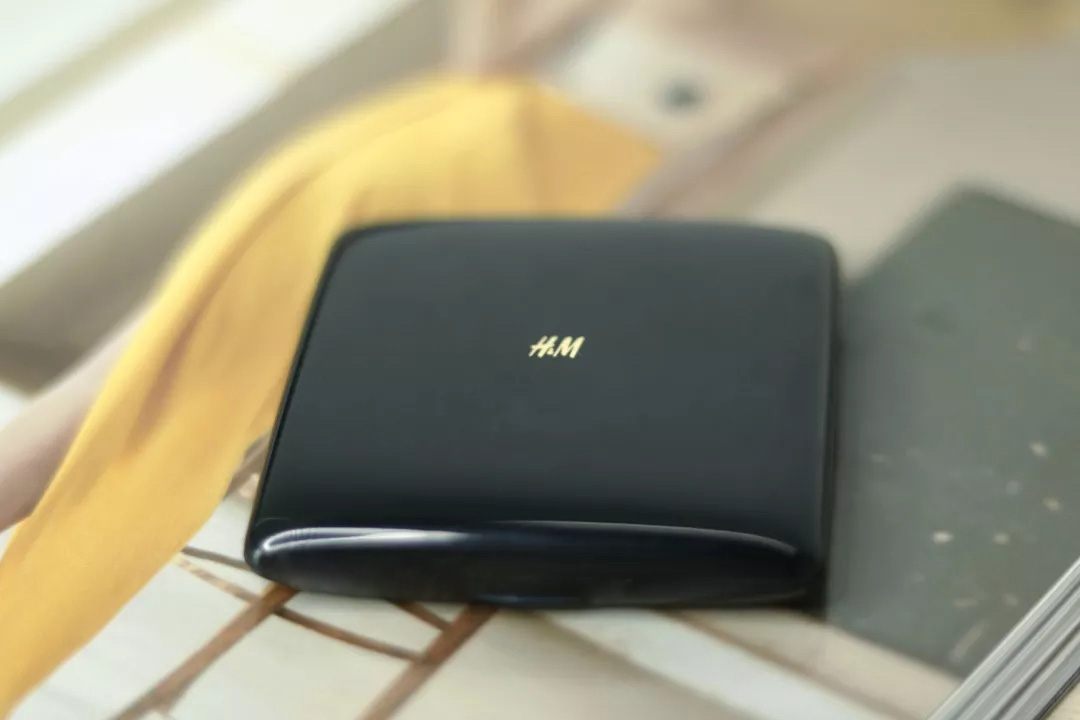 用了HM的彩妆后，再也不想买它家的衣服了