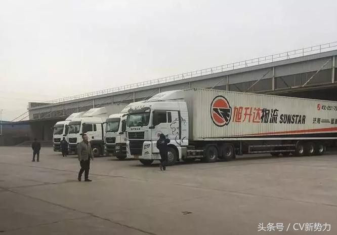 他从*口车进**铁粉转为汕德卡粉丝一出手就是30辆！