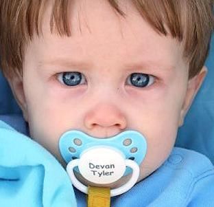 宝宝多大使用安抚奶嘴比较好,安抚奶嘴使用注意事项