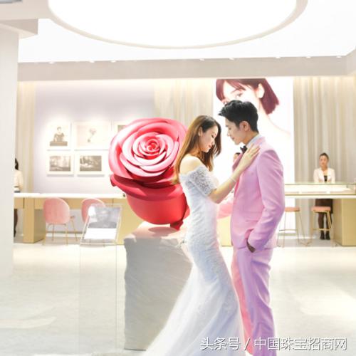 love鐖变笌琚埍,lovelove蹇冨舰閽绘垝